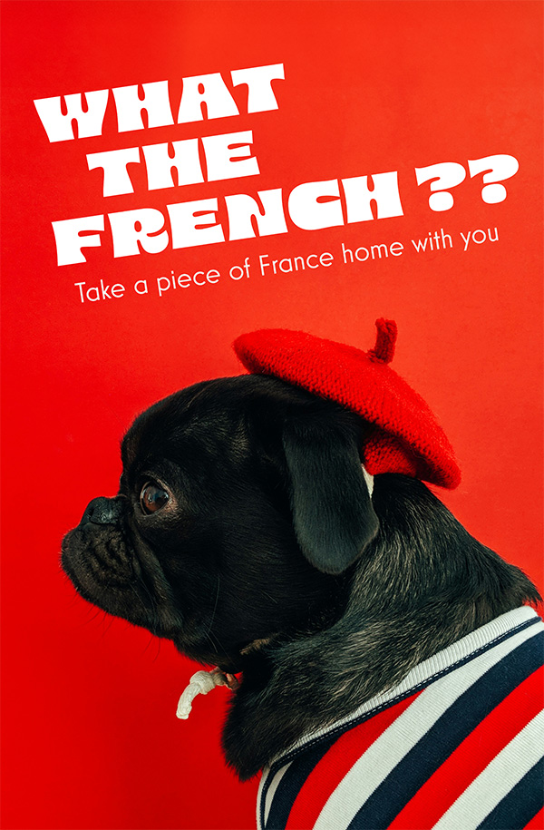 Affiche « What the French ? » avec un chien noir sur fond rouge